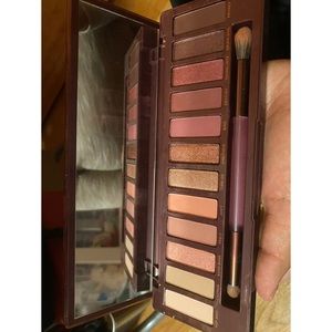 Urban Decay Cherry Palate!